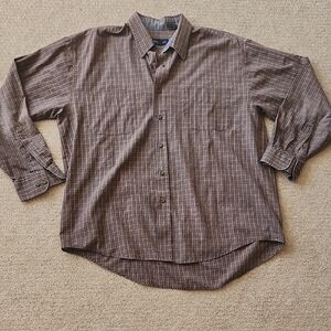 Van Heusen Button Down Shirt Size L